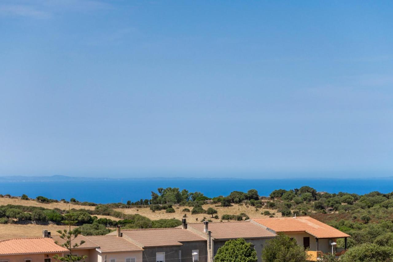 Sardegna Appartamenti, Via Sedini Trinità dʼAgultu Exterior foto